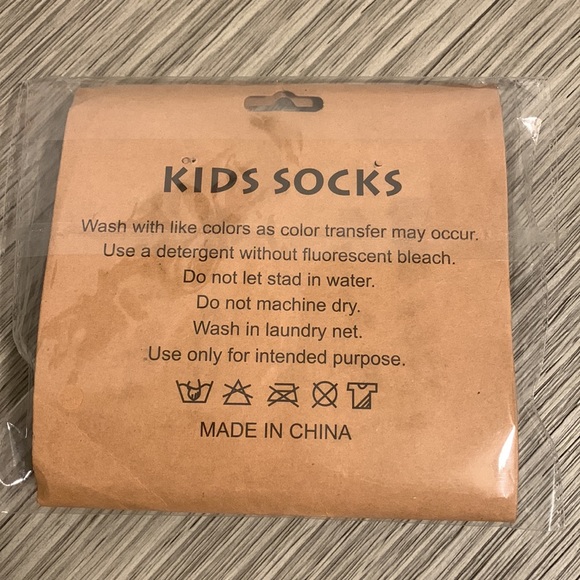 Lovely Little Brown Fox Kids Socks - Picture 4 of 4